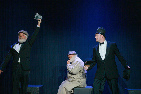 Photo Flash: First Look At THE 39 STEPS At The Sauk Image