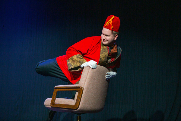 Photo Flash: First Look At THE 39 STEPS At The Sauk Image