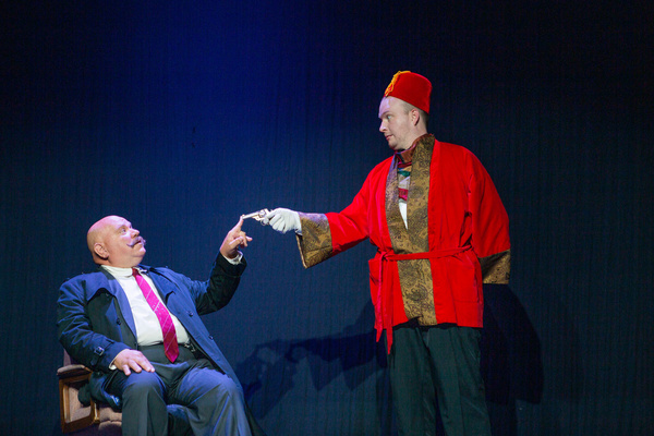 Photo Flash: First Look At THE 39 STEPS At The Sauk Image