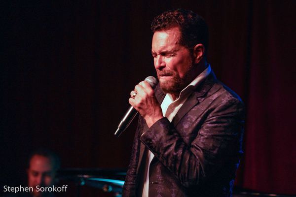 Review: Clint Holmes Thrills at Birdland Image