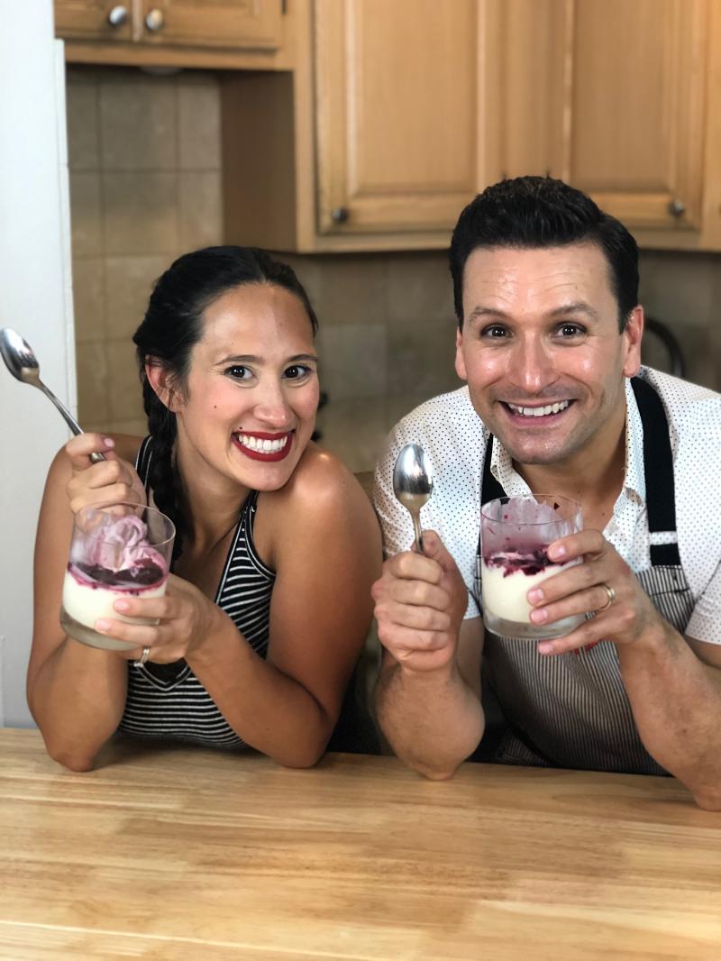 Backstage Bite with Katie Lynch: JERSEY BOYS's Aaron De Jesus Hits The High Note With Cherrie Panna Cotta! 