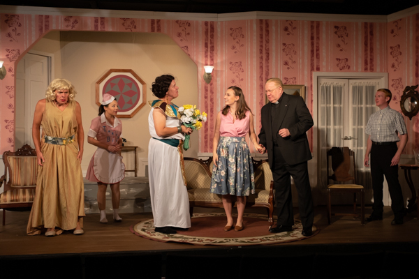 Photo Coverage: First Look at Curtain Players' LEADING LADIES Image