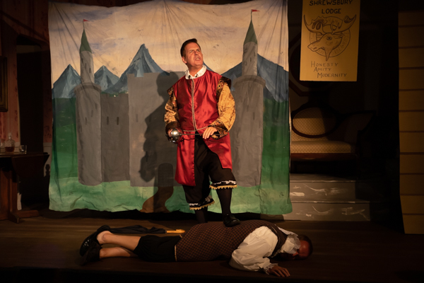 Photo Coverage: First Look at Curtain Players' LEADING LADIES Image