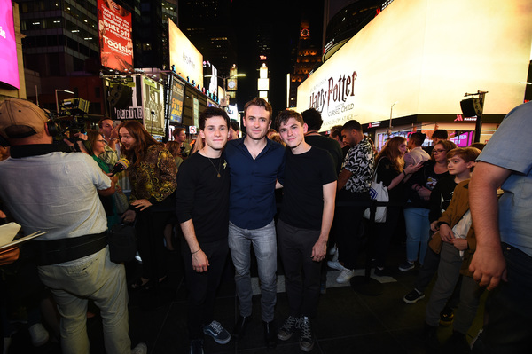 Photos/Video: HARRY POTTER AND THE CURSED CHILD Takes Over Times Square For All New Promo Image