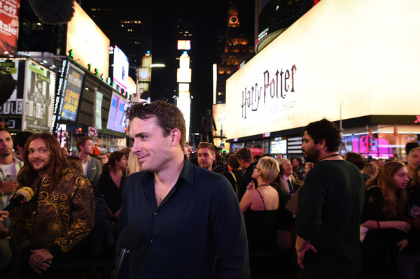 Photos/Video: HARRY POTTER AND THE CURSED CHILD Takes Over Times Square For All New Promo Image