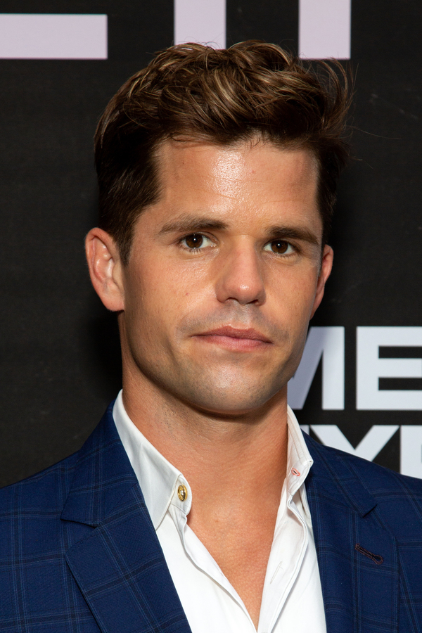 Charlie Carver Photo