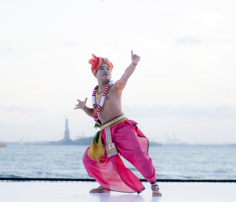 India's Independence Celebrates With Lady Liberty At Sunset For Battery Dance Festival Image