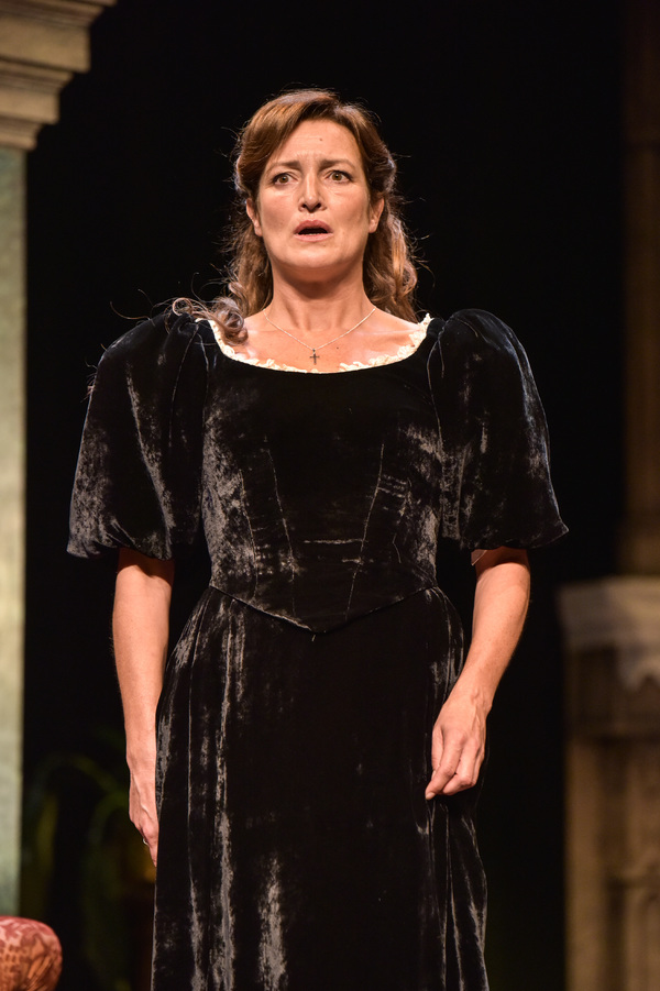 Photo Flash: Classic Spring Presents UK Tour Of A WOMAN OF NO IMPORTANCE Image