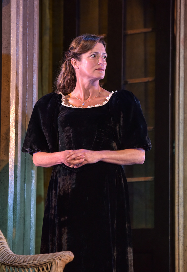 Photo Flash: Classic Spring Presents UK Tour Of A WOMAN OF NO IMPORTANCE Image