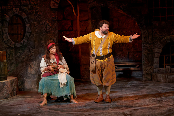 MAN OF LA MANCHA: Patrick John Moran, Amanda Robles Photo