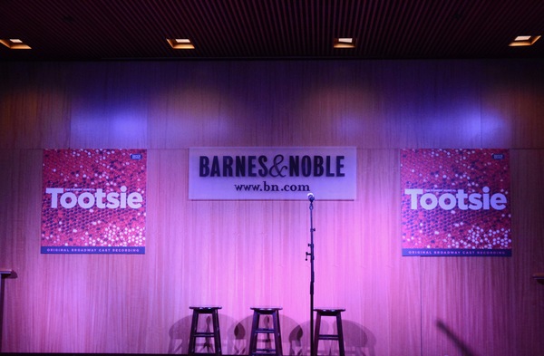 Photo Coverage: TOOTSIE Celebrates Cast Album Release at Barnes and Noble Image