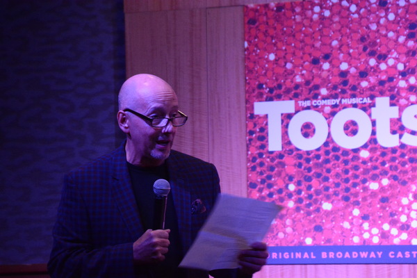 Photo Coverage: TOOTSIE Celebrates Cast Album Release at Barnes and Noble Image