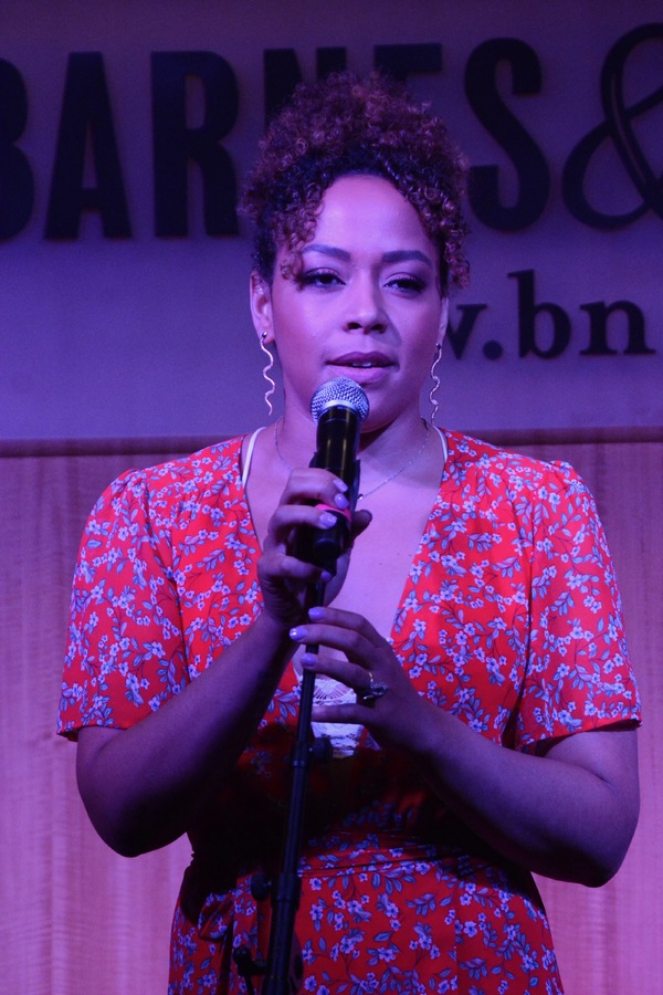 Photo Coverage: TOOTSIE Celebrates Cast Album Release at Barnes and Noble Image