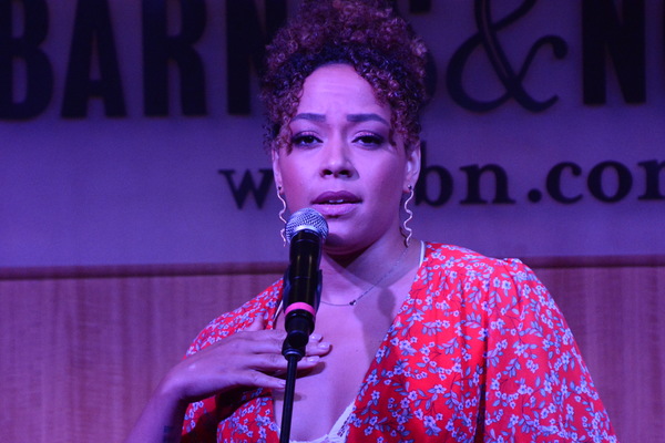 Photo Coverage: TOOTSIE Celebrates Cast Album Release at Barnes and Noble Image