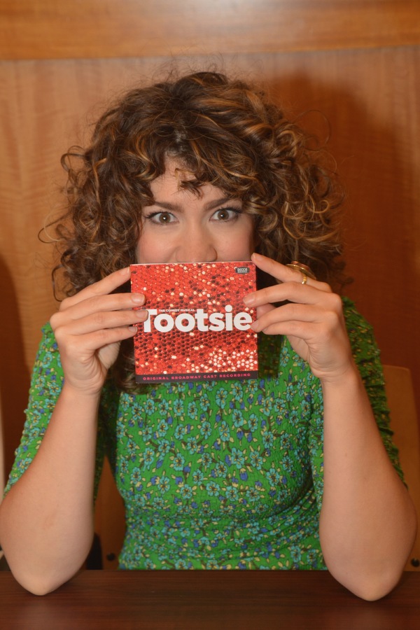 Photo Coverage: TOOTSIE Celebrates Cast Album Release at Barnes and Noble Image