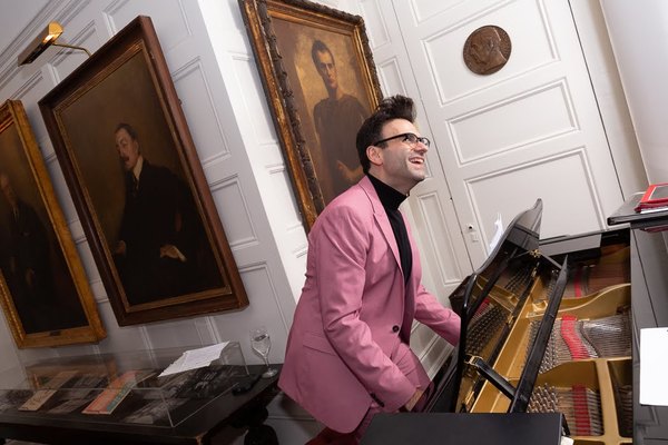 Photo Flash: BE MORE CHILL Composer Joe Iconis Honored At The Players Image