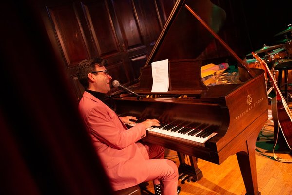 Photo Flash: BE MORE CHILL Composer Joe Iconis Honored At The Players Image