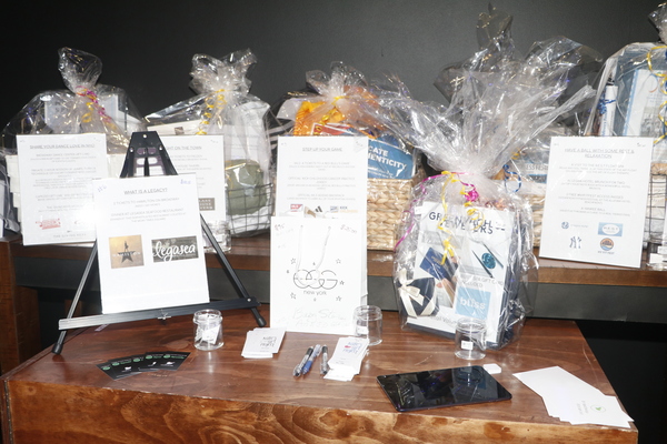 Photo Flash: Broadway Supports Stephanie Klemons' Non-Profit, Katie's Art Project Image