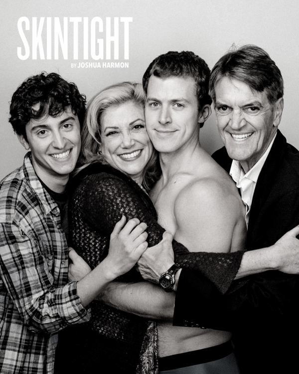 Photo Flash: Actor's Express Opens Season with SKINTIGHT Image