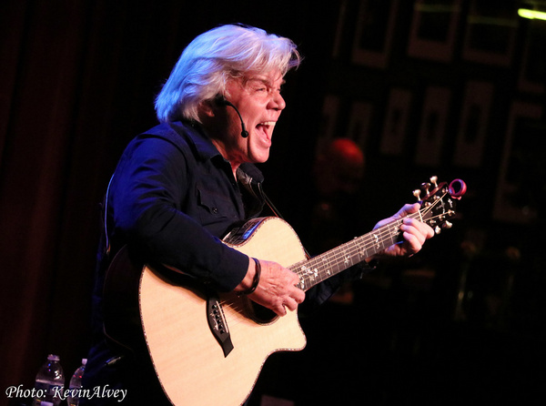 Photo Flash: John Davidson Returns To Birdland With TROUBADOR Image