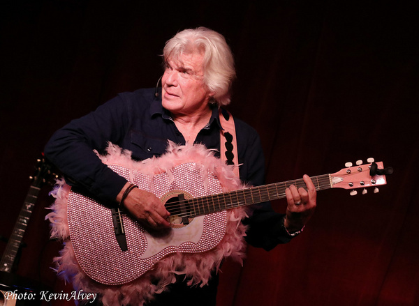 Photo Flash: John Davidson Returns To Birdland With TROUBADOR Image