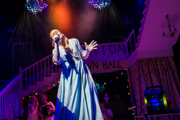 Photo Flash: PRIDE AND PREJUDICE* (*SORT OF) Announced At The Royal Lyceum Theatre Edinburgh Image