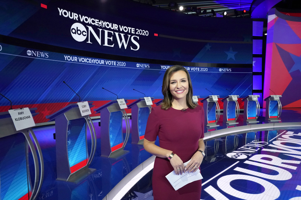 Photo Flash: See Photos from Tonight's Democratic Debate on ABC 