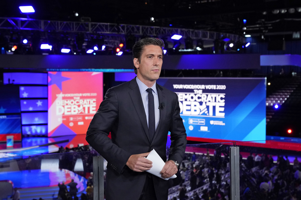 Photo Flash: See Photos from Tonight's Democratic Debate on ABC Image