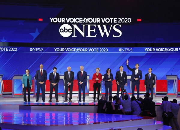 Photo Flash: See Photos from Tonight's Democratic Debate on ABC Image
