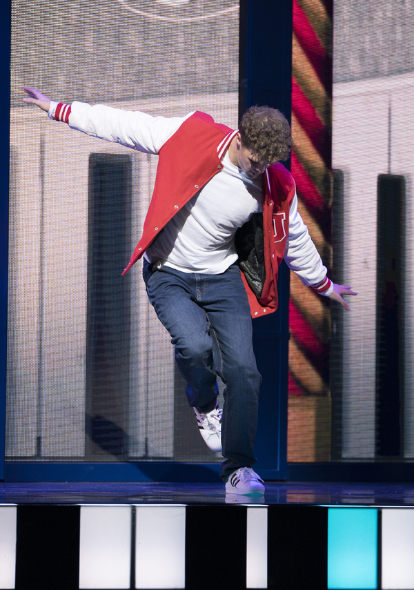 Photo Flash: First Look at BIG at the Dominion Theatre Image