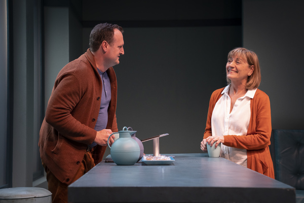 Photo Flash: First Look At TINY BEAUTIFUL THINGS At Victory Gardens Image