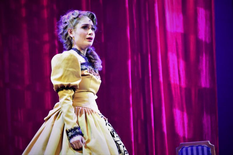 Photos: First Look at Stephen Sondheim's PASSION; Show Runs Now Thru 29 Sept. Image