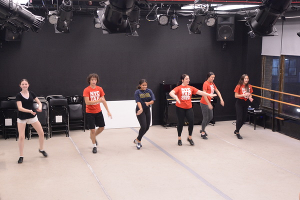 Photo Coverage: Better Entertainment Hosts Ballet Paraisopolis Image