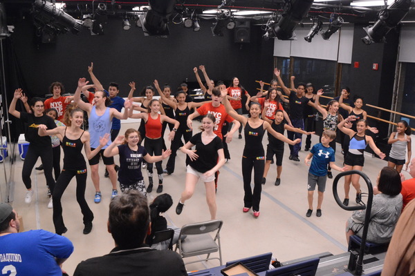Photo Coverage: Better Entertainment Hosts Ballet Paraisopolis Image