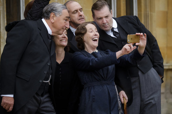  Jim Carter as Charles Carson, Raquel Cassidy as Phyllis Baxter, Kevin Doyle as Josep Photo