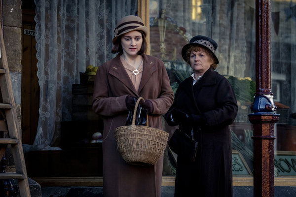 Photo Flash: NBC's RETURN TO DOWNTON ABBEY: A GRAND EVENT Preview Image