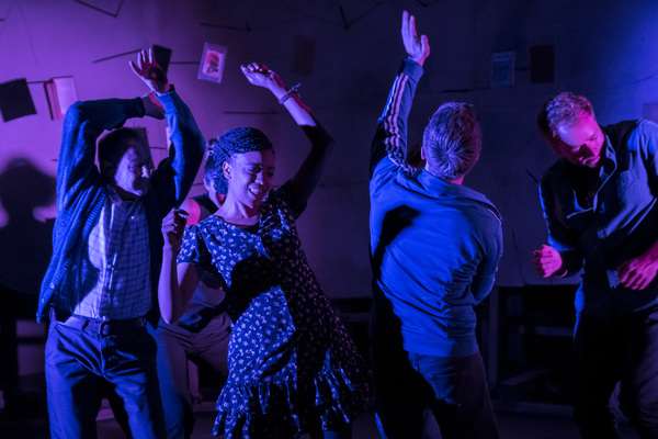 Photo Flash: First Look at Sheffield Theatres' and English Touring Theatre's REASONS TO STAY ALIVE Image