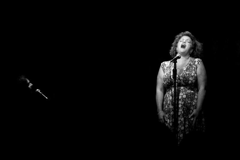 BWW Review: MEG FLATHER SONGS A CABARET SISTERHOOD Brings Powerful Women to Don't Tell Mama 