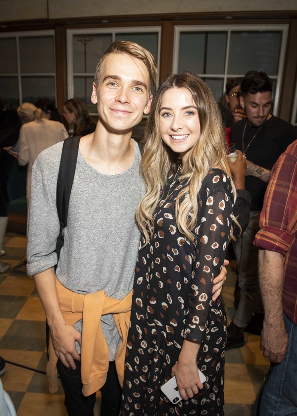 Zoe Sugg and Joe Sugg Photo