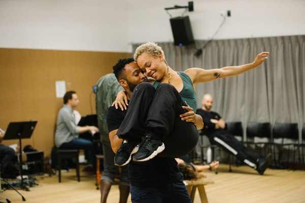 Photo Flash: In Rehearsal with THE WRONG MAN, Previews Begin Tonight Image
