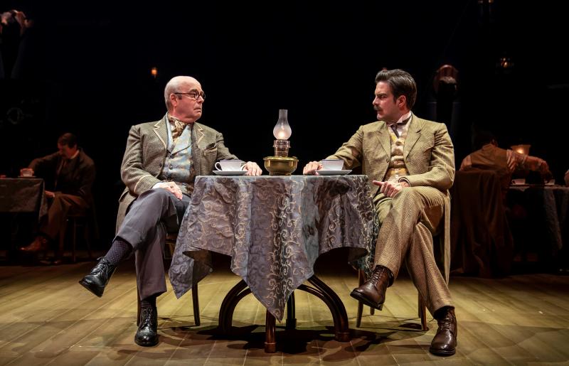 Photo Flash: A First Look At BERNHARDT/HAMLET At Goodman Theatre Image