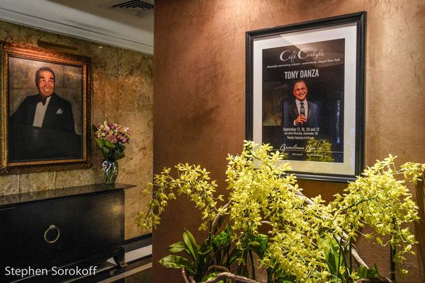 Photos/Review: Tony Danza Comes to Cafe Carlyle 