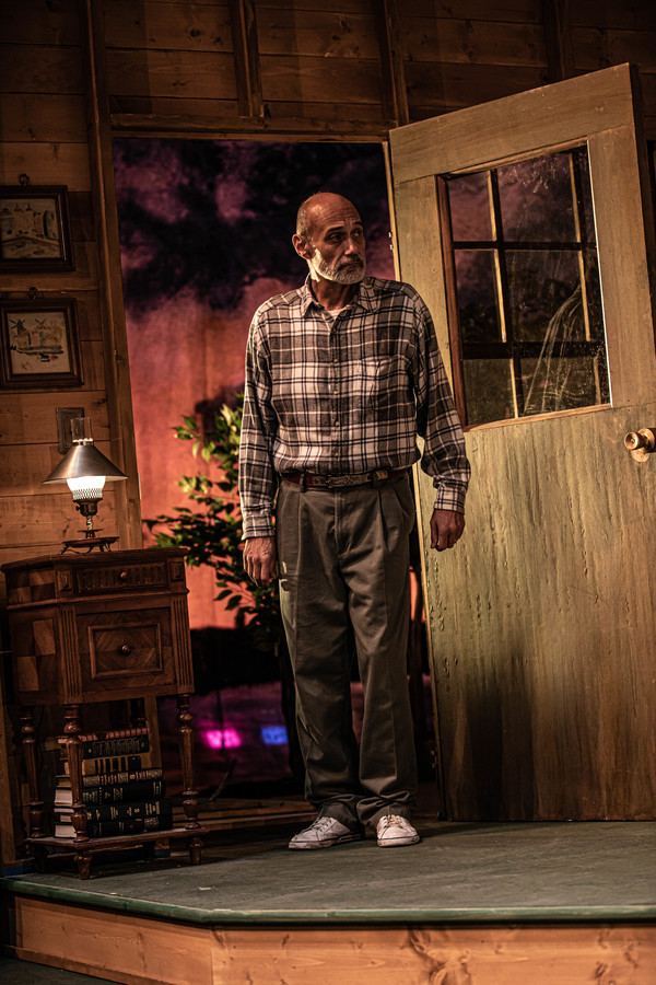 Photos/Video: First Look at Playhouse on the Square's ON GOLDEN POND 