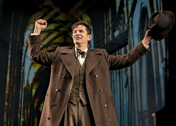 Photo Flash: First Look At The World Premiere of THE KING'S SPEECH Image