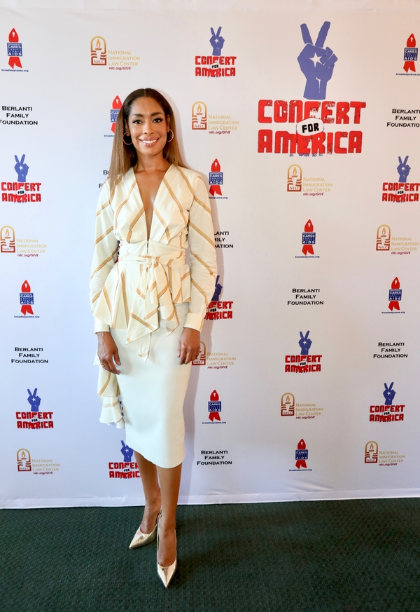 Photo Flash: Jane Lynch, Laurie Metcalf, and More Hit The Stage For CONCERT FOR AMERICA Image