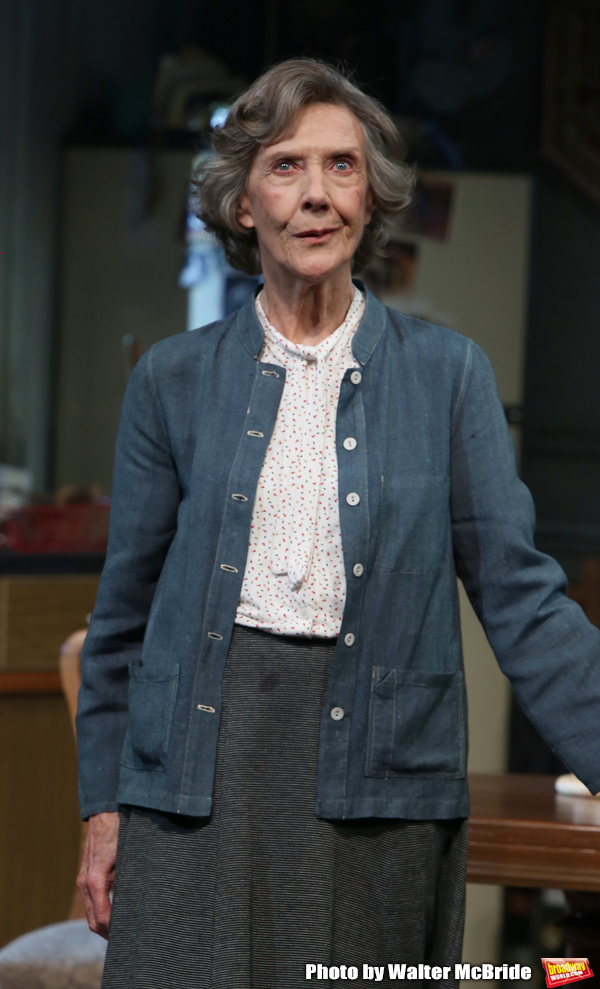 Photo Coverage: Jonathan Pryce, Eileen Atkins, and the Cast of THE HEIGHT OF THE STORM Take Their Opening Night Bows Image