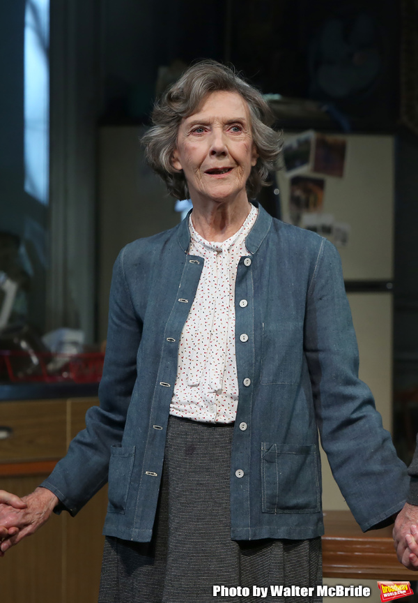 Photo Coverage: Jonathan Pryce, Eileen Atkins, and the Cast of THE HEIGHT OF THE STORM Take Their Opening Night Bows Image