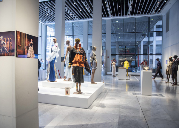 Photo Flash: Sierra Boggess, Gavin Creel & More Check Out Disney-Inspired Designs at FIT Image