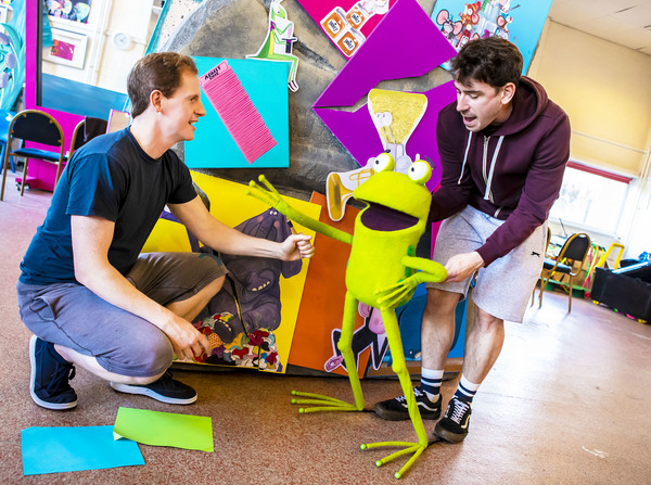 Photo Flash: Inside Rehearsal For OI FROG & FRIENDS! Image
