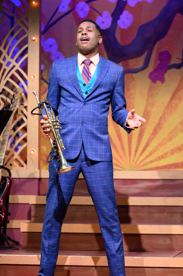 Photo Flash: First Look at 42nd Street Moon's HOT MIKADO Image